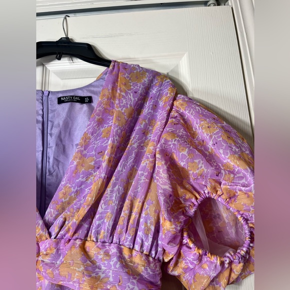 Nasty Gal Floral Puff Sleeve V-Neck Romper Size 10 - Picture 8 of 10